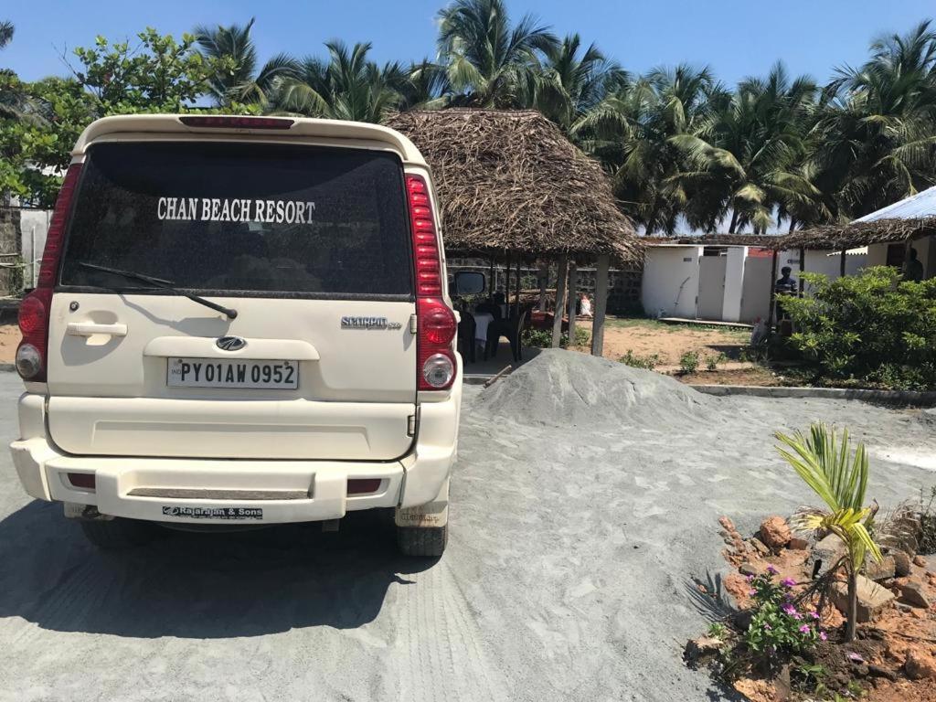 Chan Beach Resort Bahur Esterno foto